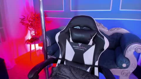 Snapshot of red_star8 chatting on February 25, 2026, 11:20 am online show from February 25, 2026, 11:20 am