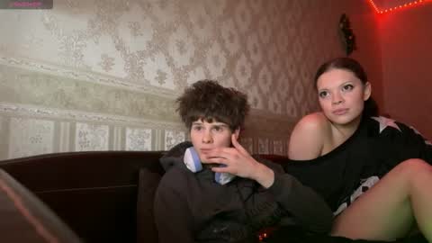 red tropi online show from January 7, 2026, 1:19 am