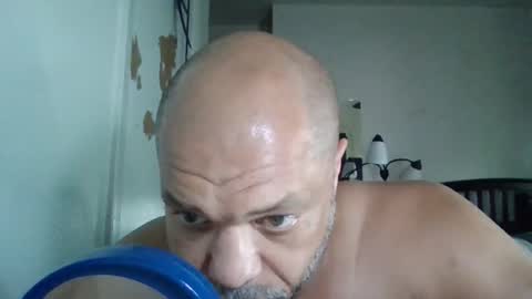 Snapshot of redbone441 chatting on April 27, 2026, 7:56 pm Redbone online show from April 27, 2026, 7:56 pm