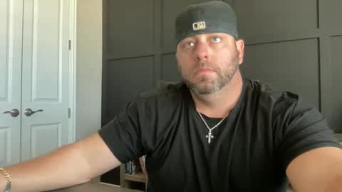 Snapshot of redbull1414 chatting on January 18, 2025, 7:48 pm RedBull online show from January 18, 2025, 7:48 pm