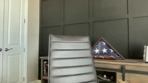 Snapshot of redbull1414 chatting on October 20, 2025, 7:36 pm RedBull online show from October 20, 2025, 7:36 pm