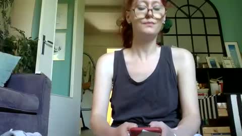 redcassie666 online show from June 7, 2026, 3:38 pm