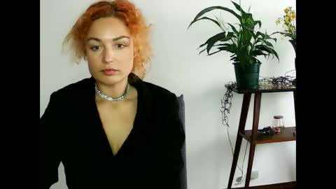 reddgirll online show from February 14, 2025, 4:31 pm