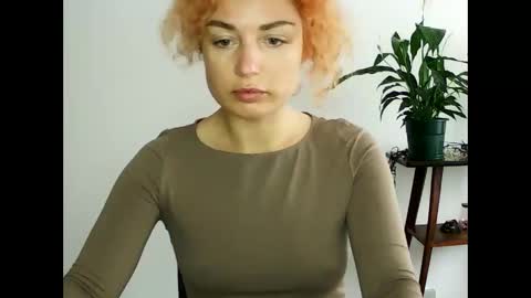 reddgirll online show from February 15, 2025, 2:00 pm