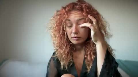 reddgirll online show from September 30, 2025, 7:02 am