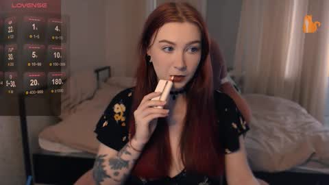 Snapshot of redhaired_kitty chatting on September 12, 2025, 11:10 am Lina online show from September 12, 2025, 11:10 am