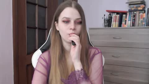 Lily online show from March 8, 2025, 2:34 am