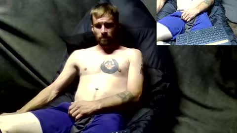 Snapshot of redheadlover828 chatting on October 18, 2025, 2:51 pm Kevin online show from October 18, 2025, 2:51 pm