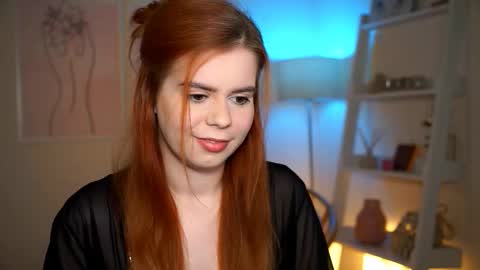 RedHotlinee online show from November 2, 2025, 6:54 pm