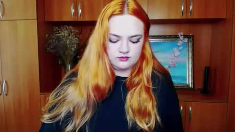 Rina online show from April 30, 2026, 12:33 pm