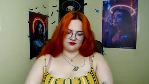 Snapshot of redhotqueen1 chatting on July 6, 2026, 6:21 pm Rina online show from July 6, 2026, 6:21 pm