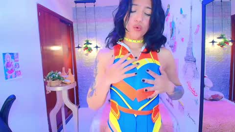 Lili Lopez online show from January 13, 2025, 8:04 pm