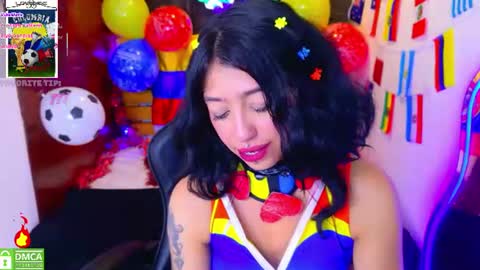 Snapshot of redhotter_ chatting on June 23, 2026, 8:18 pm Lili Lopez online show from June 23, 2026, 8:18 pm