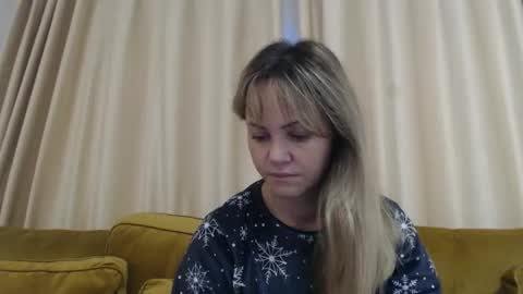 RedJessica online show from October 9, 2025, 4:32 am