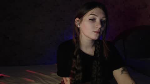 Snapshot of redmoonhead chatting on February 18, 2025, 3:21 pm Ana online show from February 18, 2025, 3:21 pm