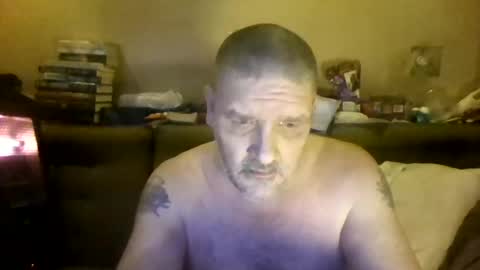 Snapshot of redmud3 chatting on February 6, 2025, 3:27 am redmud3 online show from February 6, 2025, 3:27 am