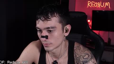Red online show from July 18, 2026, 4:27 am