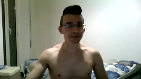 redstep0 online show from October 27, 2025, 7:40 pm