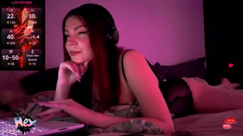 Red online show from June 5, 2026, 4:02 pm