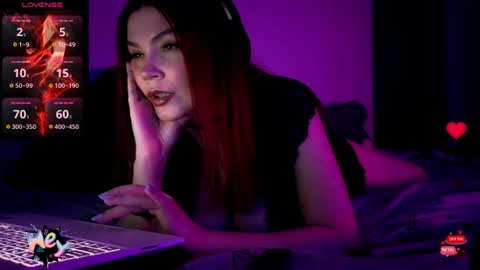 Snapshot of redyari chatting on July 14, 2026, 10:59 pm Red online show from July 14, 2026, 10:59 pm