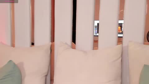 Regina  online show from April 16, 2026, 2:56 am