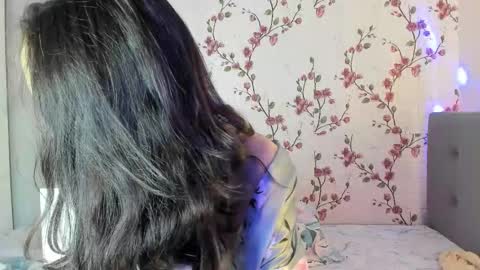 Alisa online show from December 15, 2025, 7:56 am