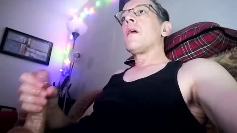 Snapshot of regularguy20 chatting on October 2, 2025, 8:21 am regularguy20 online show from October 2, 2025, 8:21 am