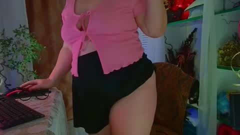 Snapshot of reicat chatting on March 4, 2026, 6:30 am Karina online show from March 4, 2026, 6:30 am