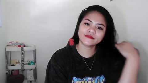 reign2525 online show from November 21, 2025, 2:54 am