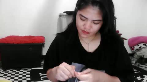 reign2525 online show from February 9, 2026, 9:30 pm