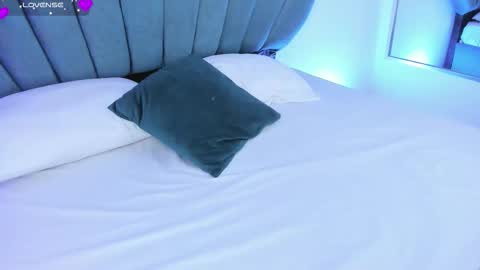 Snapshot of reikaminato chatting on October 14, 2025, 4:41 pm Reika online show from October 14, 2025, 4:41 pm