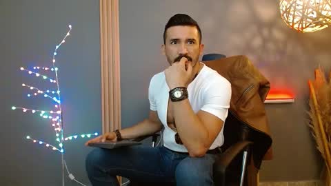   REIKO  online show from February 7, 2026, 7:28 pm