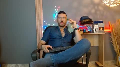   REIKO  online show from March 21, 2026, 7:28 pm