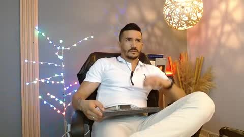   REIKO  online show from March 28, 2026, 7:24 pm