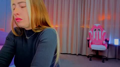 reina cummings online show from October 20, 2025, 6:03 am