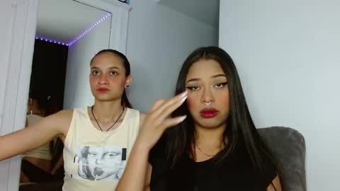 reina_reina online show from January 9, 2026, 2:36 am