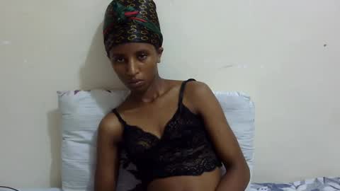 Snapshot of rellings_maya chatting on December 21, 2024, 10:39 am rellings-maya online show from December 21, 2024, 10:39 am