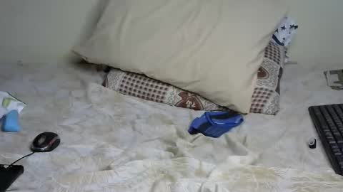 rellings-maya online show from November 14, 2025, 2:49 pm