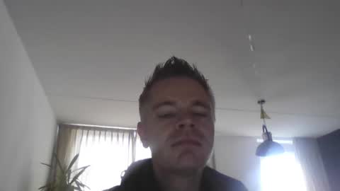 Snapshot of remcoa chatting on November 5, 2025, 1:22 pm remcoa online show from November 5, 2025, 1:22 pm