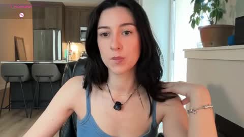 Remi online show from June 9, 2026, 8:09 pm