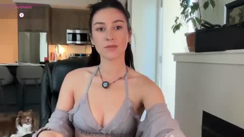 Remi online show from July 13, 2026, 9:06 pm