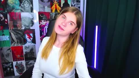 Snapshot of remilia_gin chatting on September 26, 2025, 8:40 am Remilia online show from September 26, 2025, 8:40 am