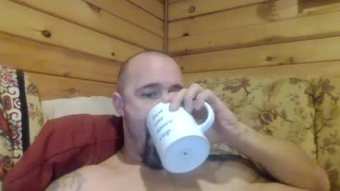 Snapshot of remington543 chatting on December 26, 2024, 1:43 pm remington543 online show from December 26, 2024, 1:43 pm