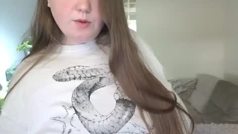 Ann OF - remirann21 online show from May 19, 2026, 2:34 pm
