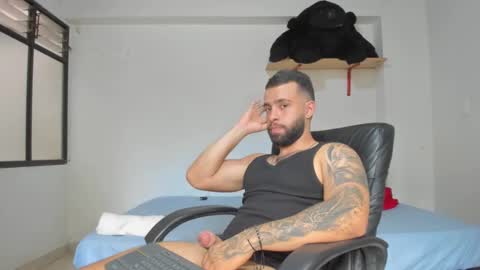 Rmy Steen online show from January 19, 2025, 8:09 pm