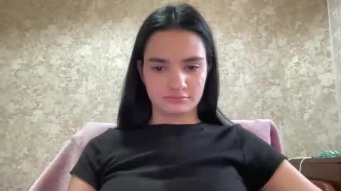 Snapshot of renata_a1 chatting on September 15, 2025, 12:05 pm Renata online show from September 15, 2025, 12:05 pm