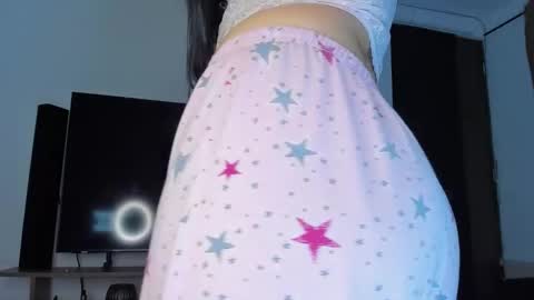 Snapshot of renatajones7 chatting on October 27, 2025, 3:43 am Renata online show from October 27, 2025, 3:43 am