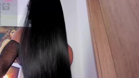 Snapshot of renatasantorino chatting on November 3, 2025, 1:34 pm Renata. online show from November 3, 2025, 1:34 pm