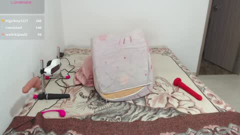 sofia online show from December 3, 2024, 10:29 pm