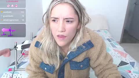 sofia online show from February 15, 2025, 7:39 pm